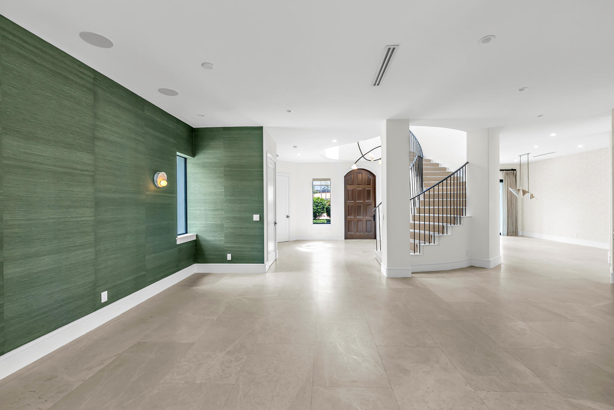 2300 NE 34th Court