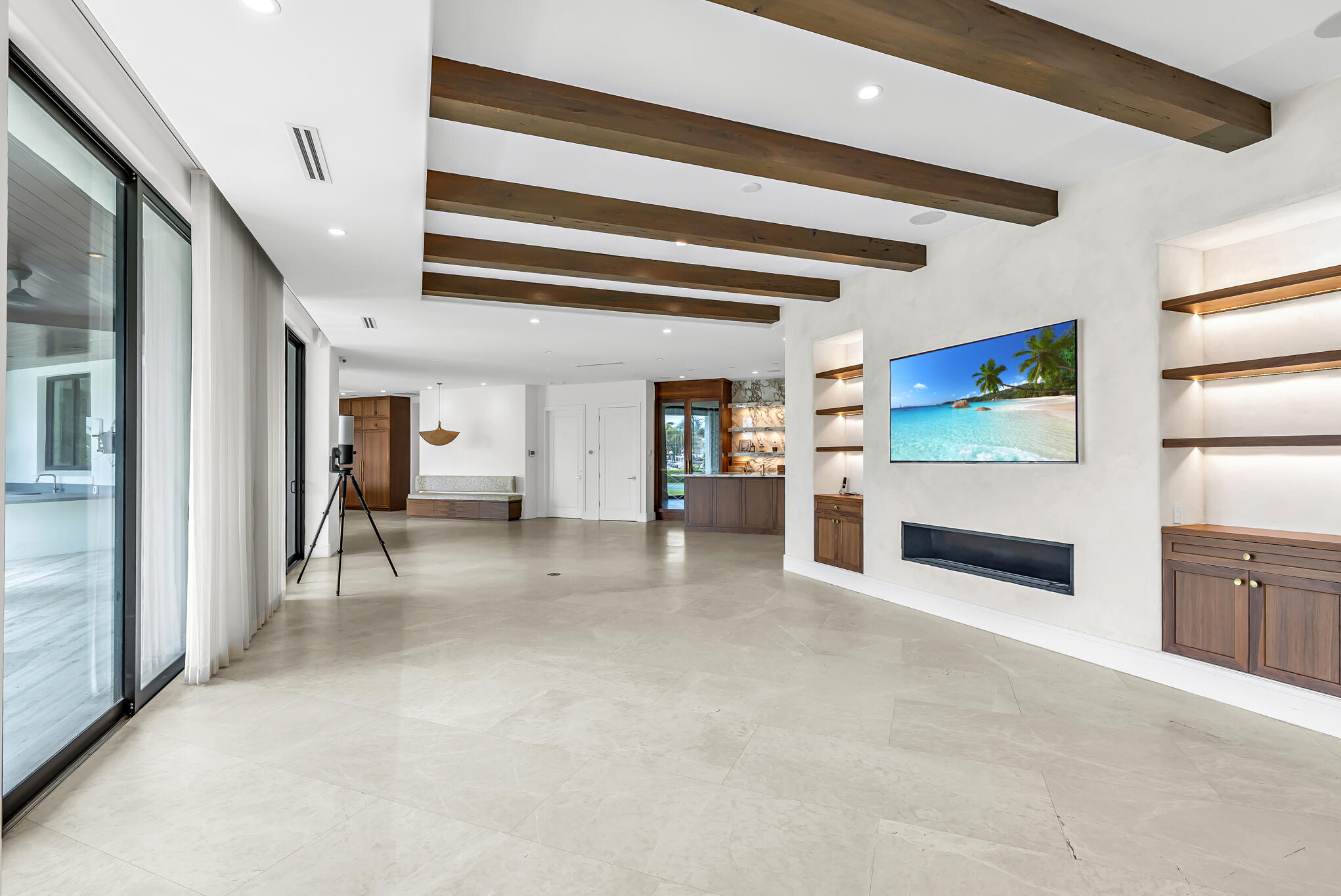 2300 NE 34th Court