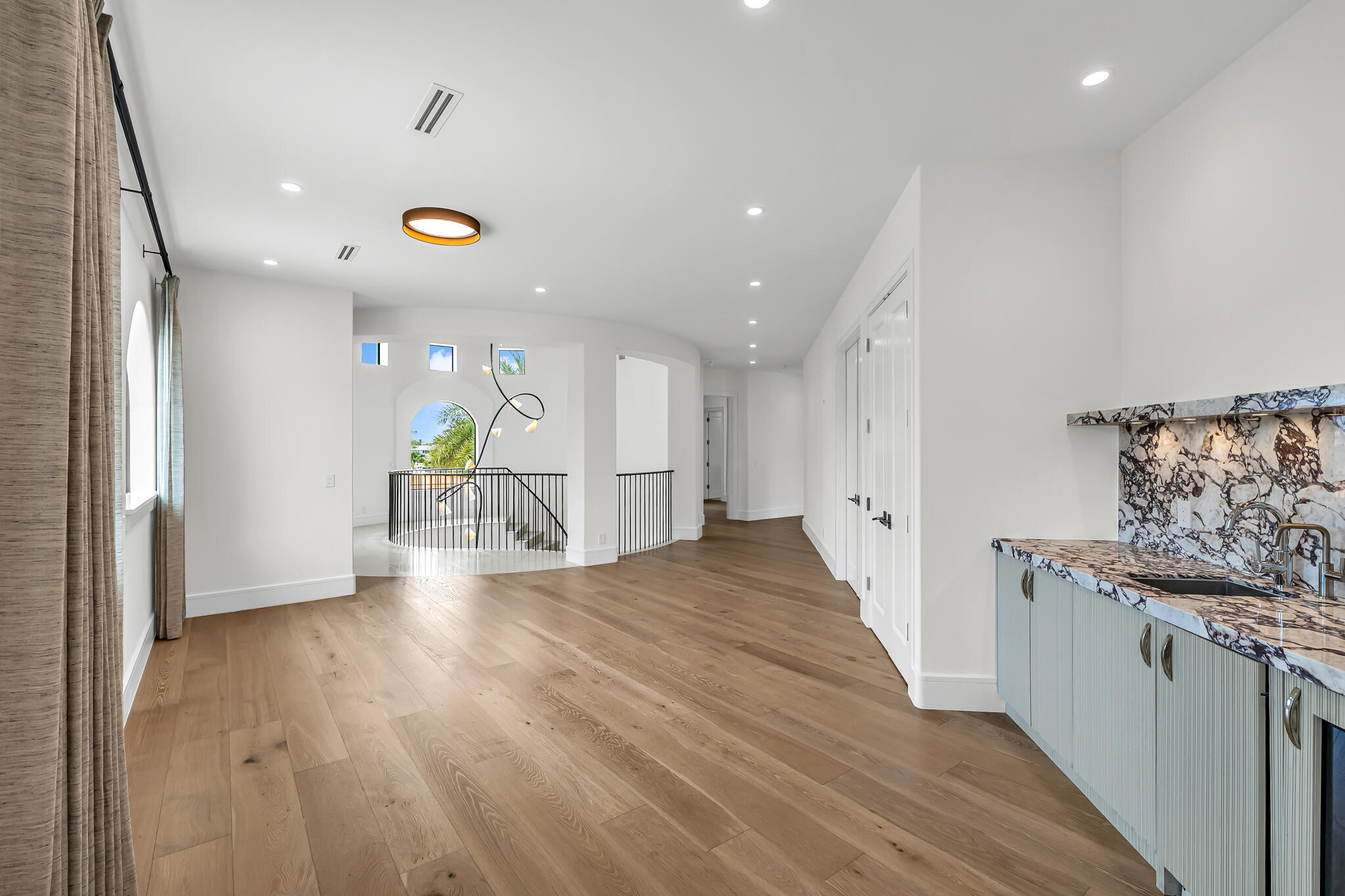 2300 NE 34th Court