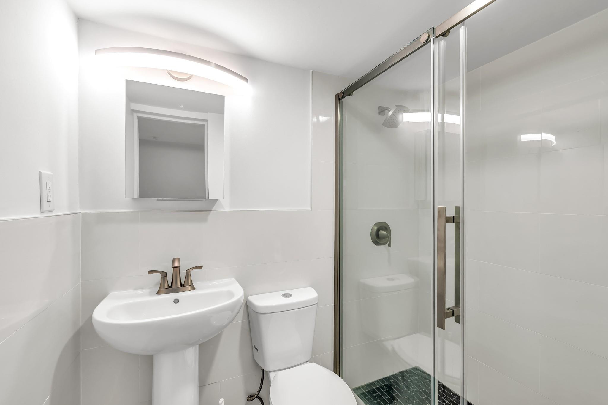 2812 NE 27th Street