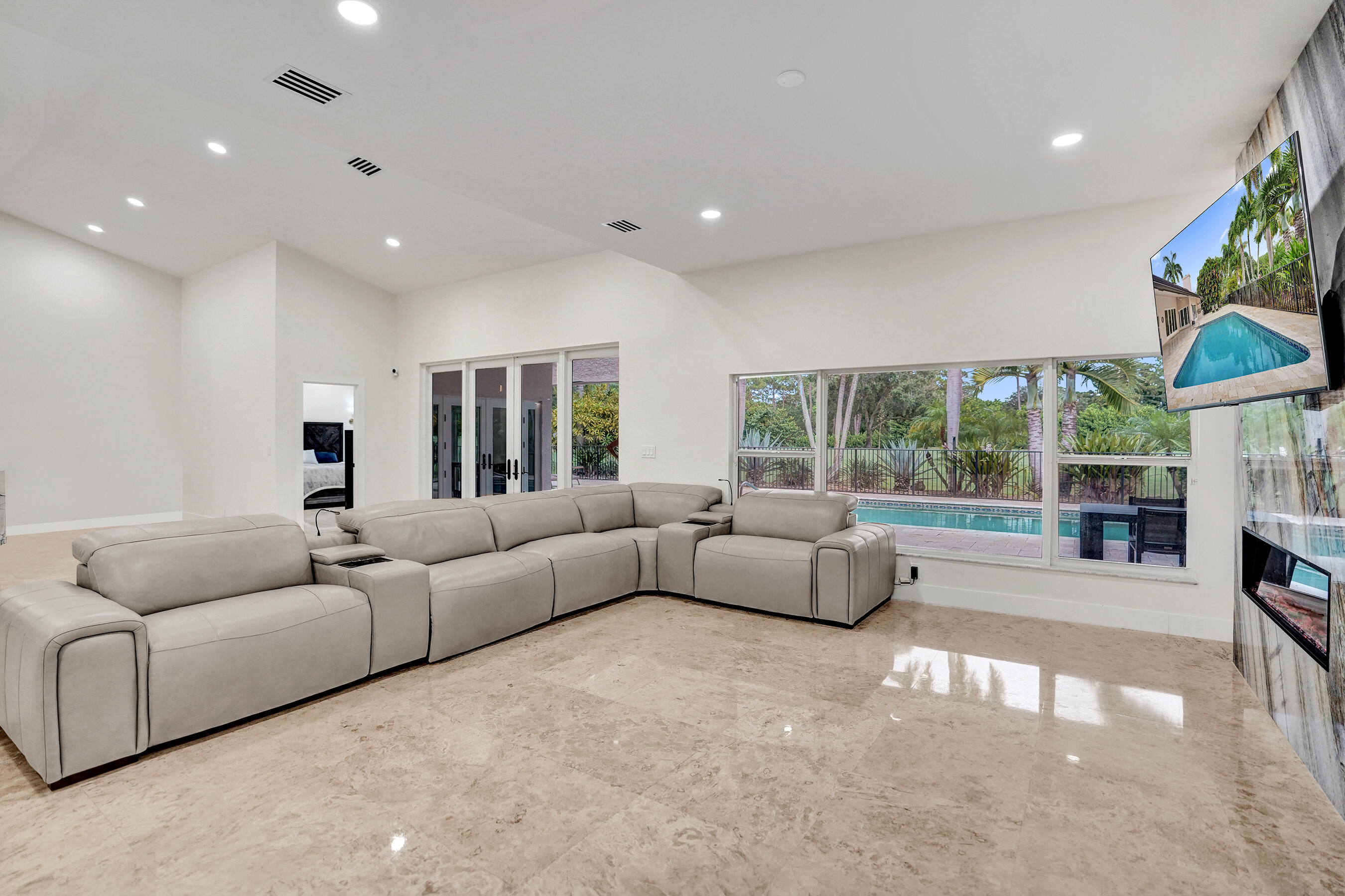 10630 Boca Woods Lane