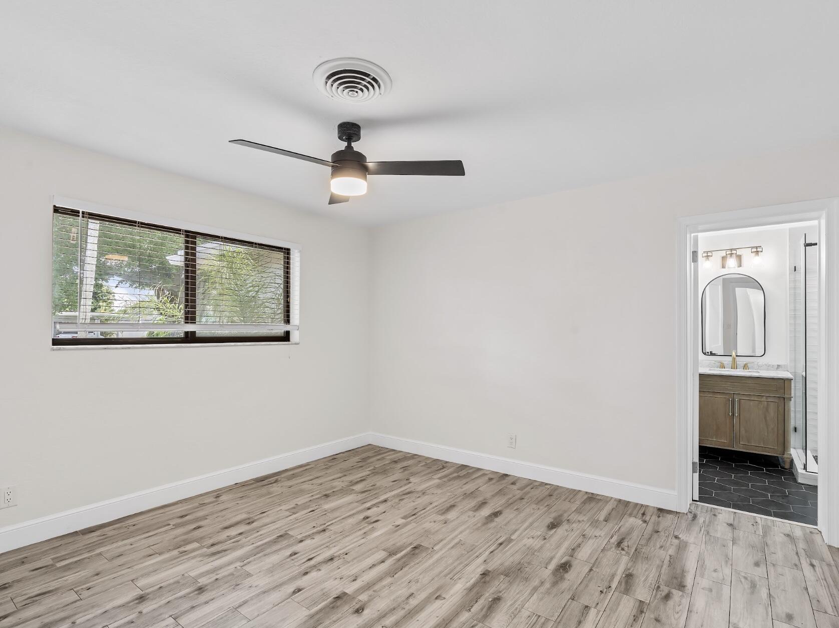 909 SE 14TH Drive