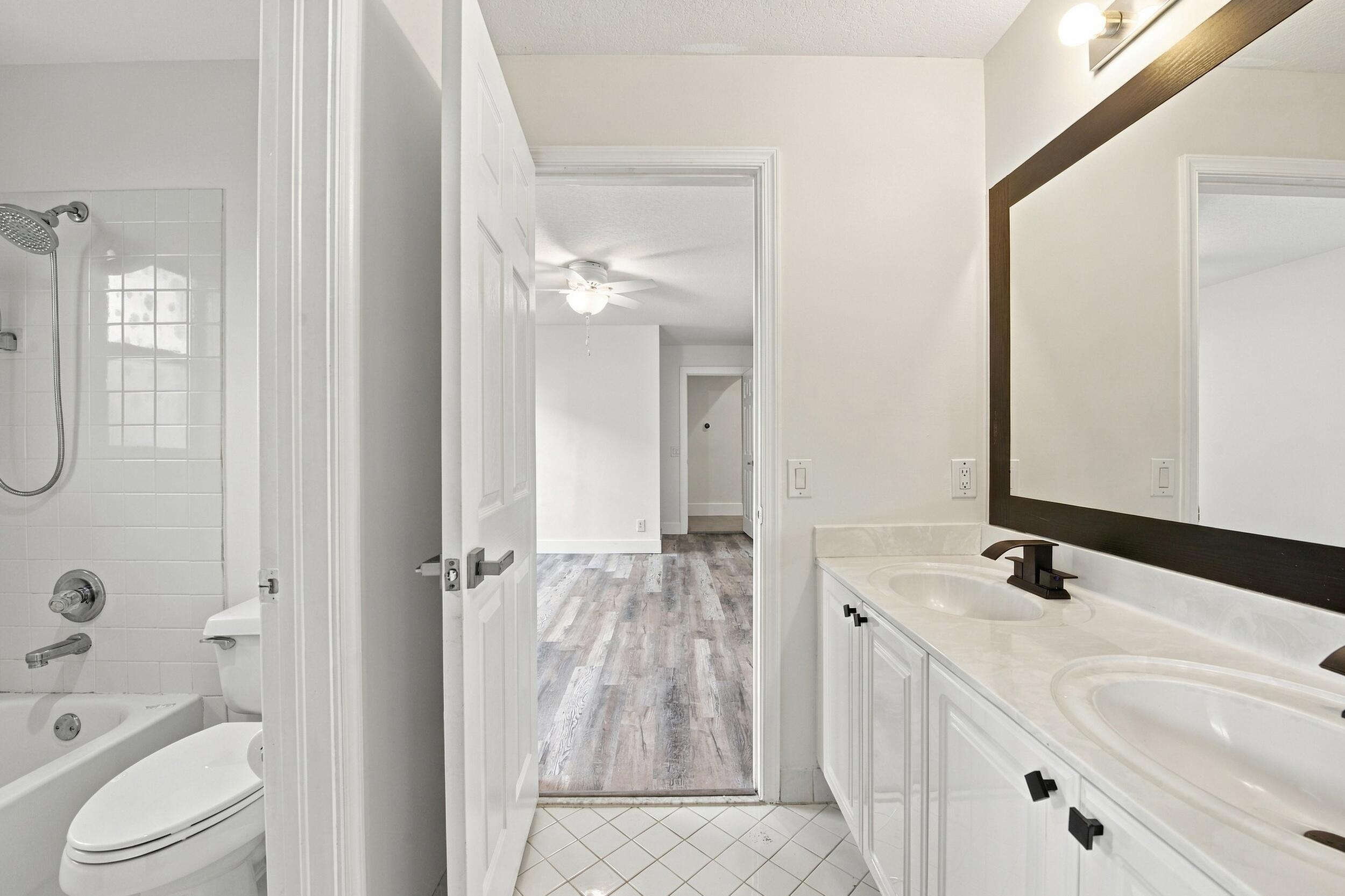 2559 Jardin Lane