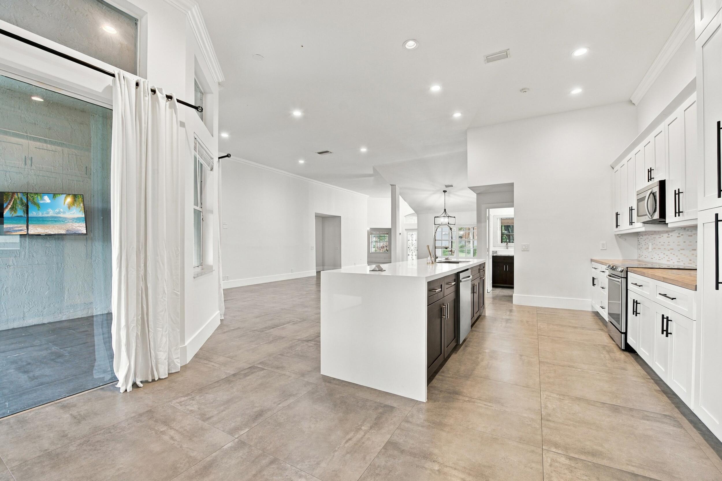 2559 Jardin Lane