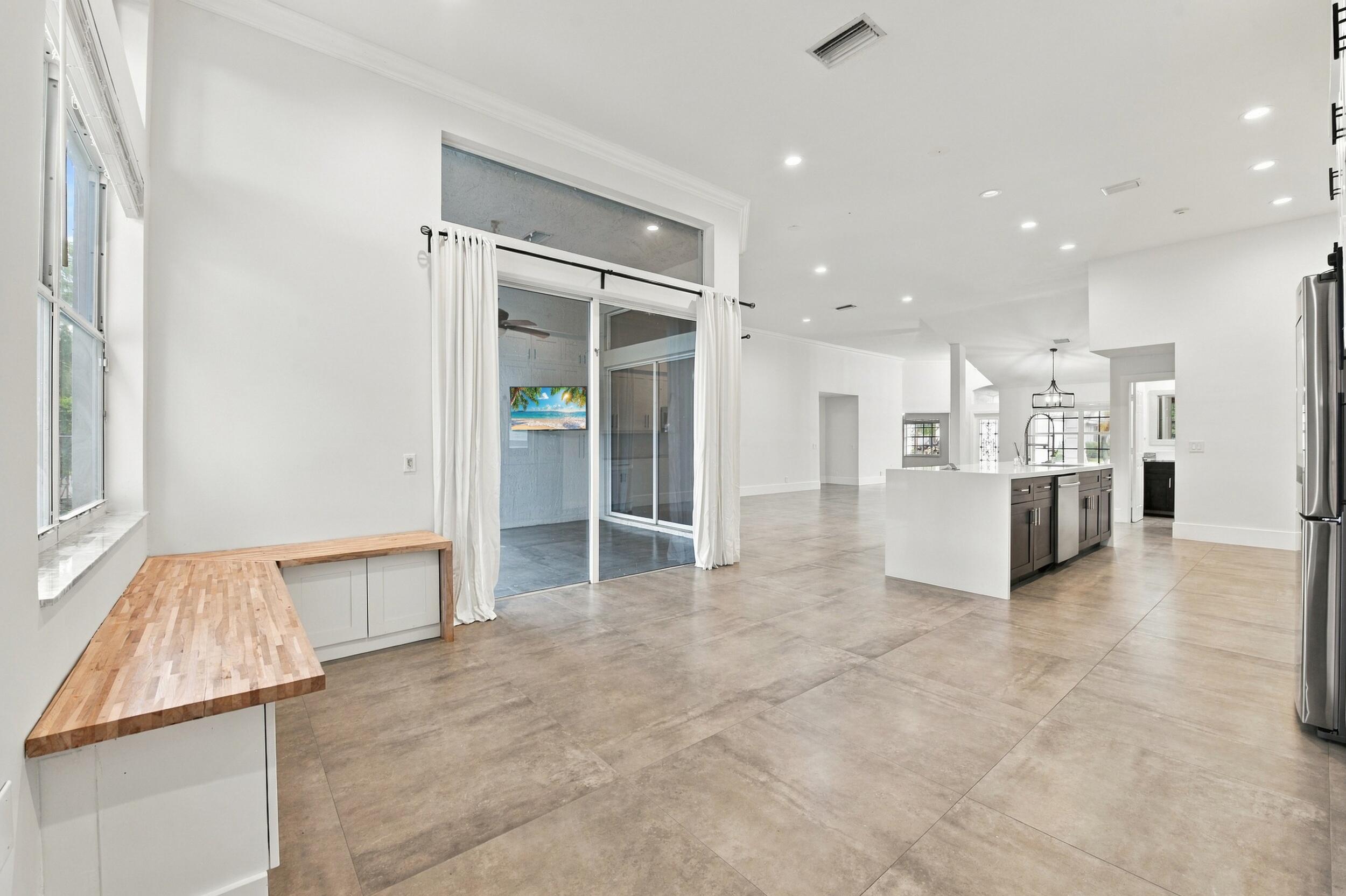 2559 Jardin Lane