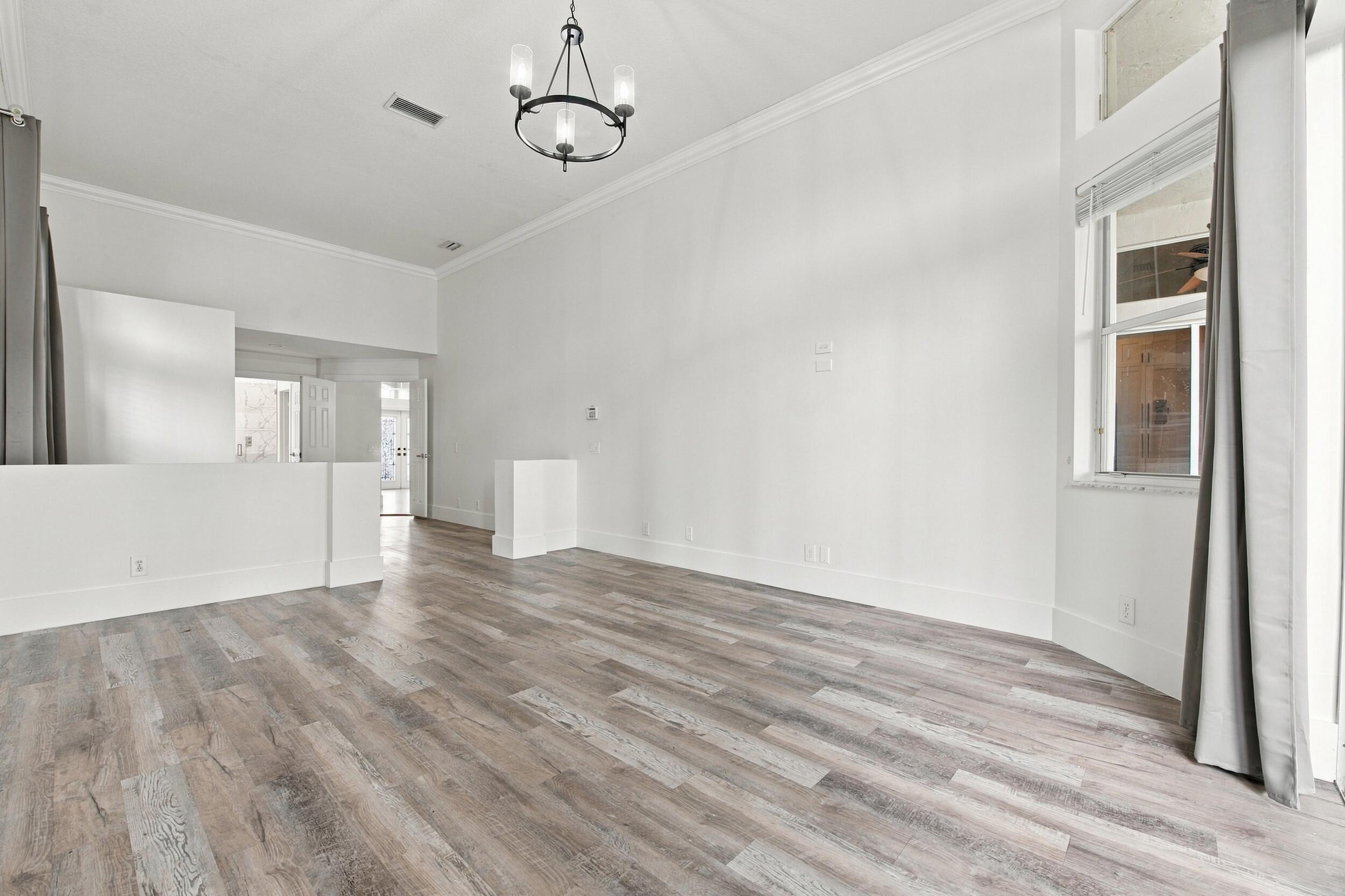 2559 Jardin Lane