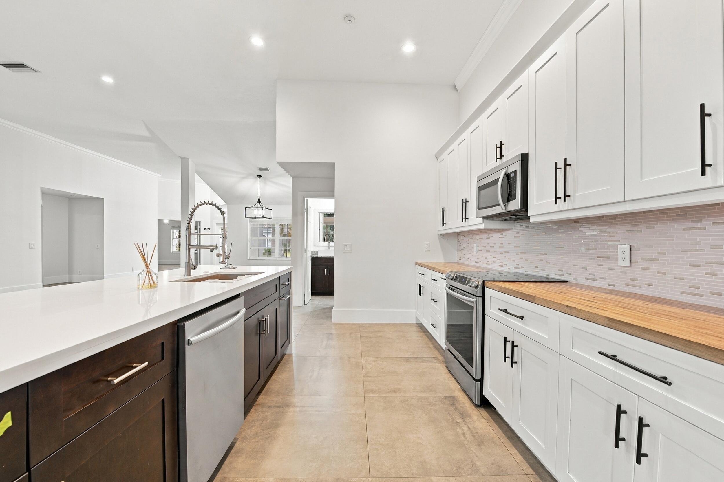 2559 Jardin Lane