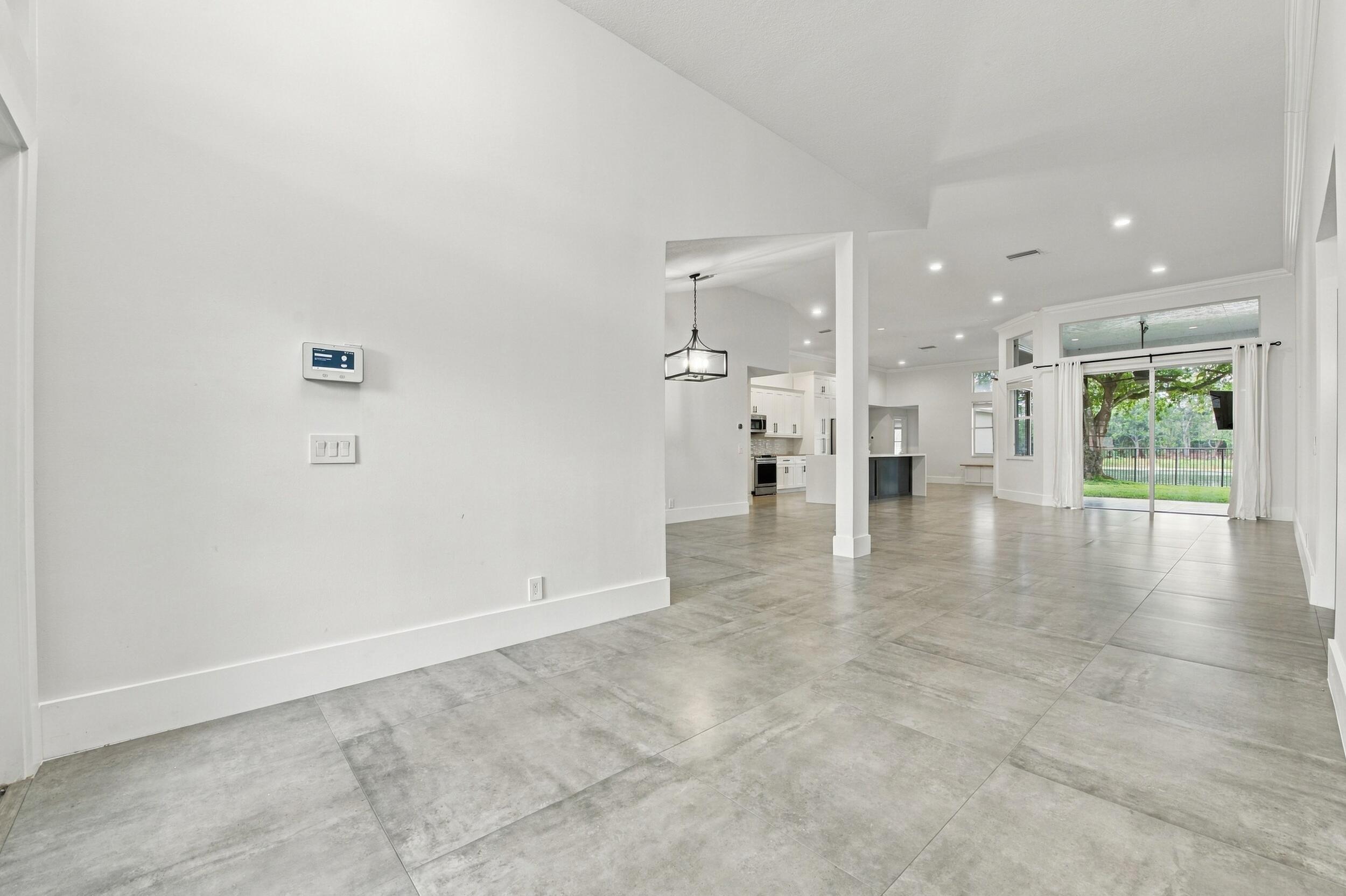 2559 Jardin Lane