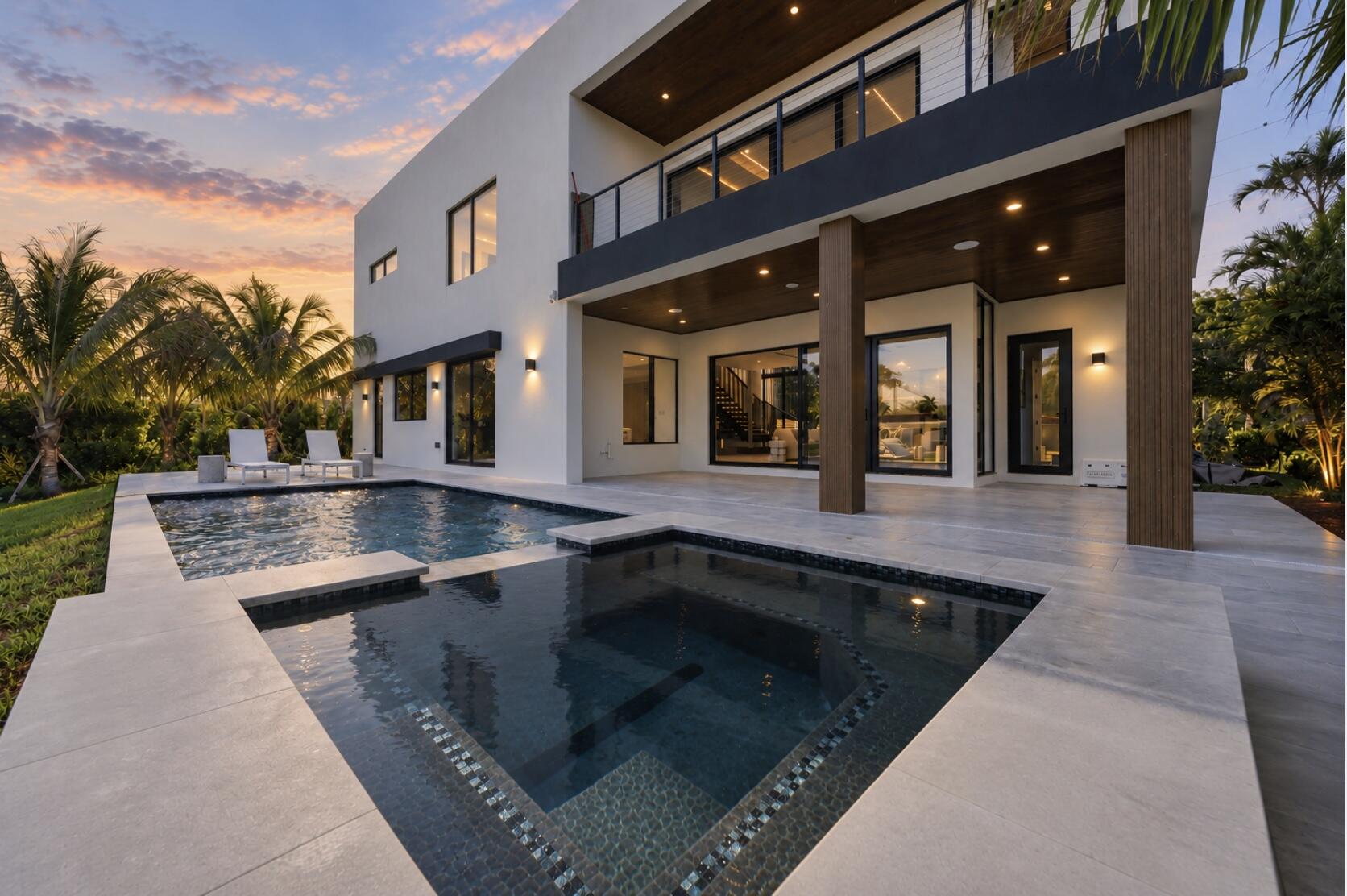 2360 NE 49th Street