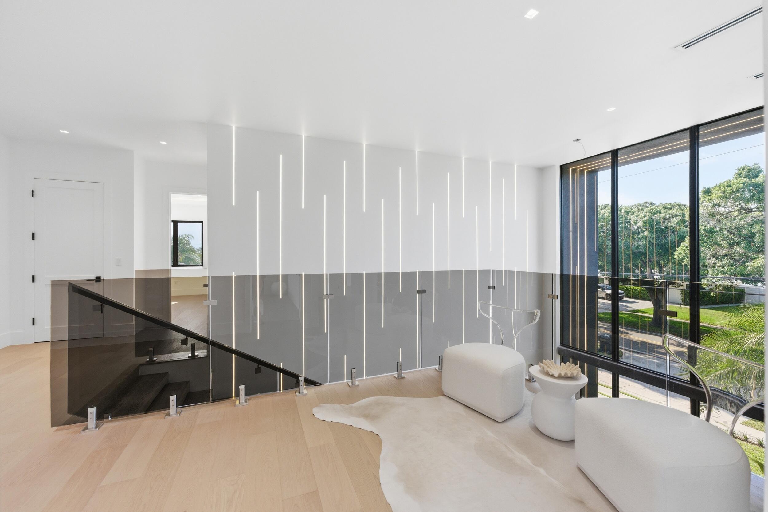 2360 NE 49th Street