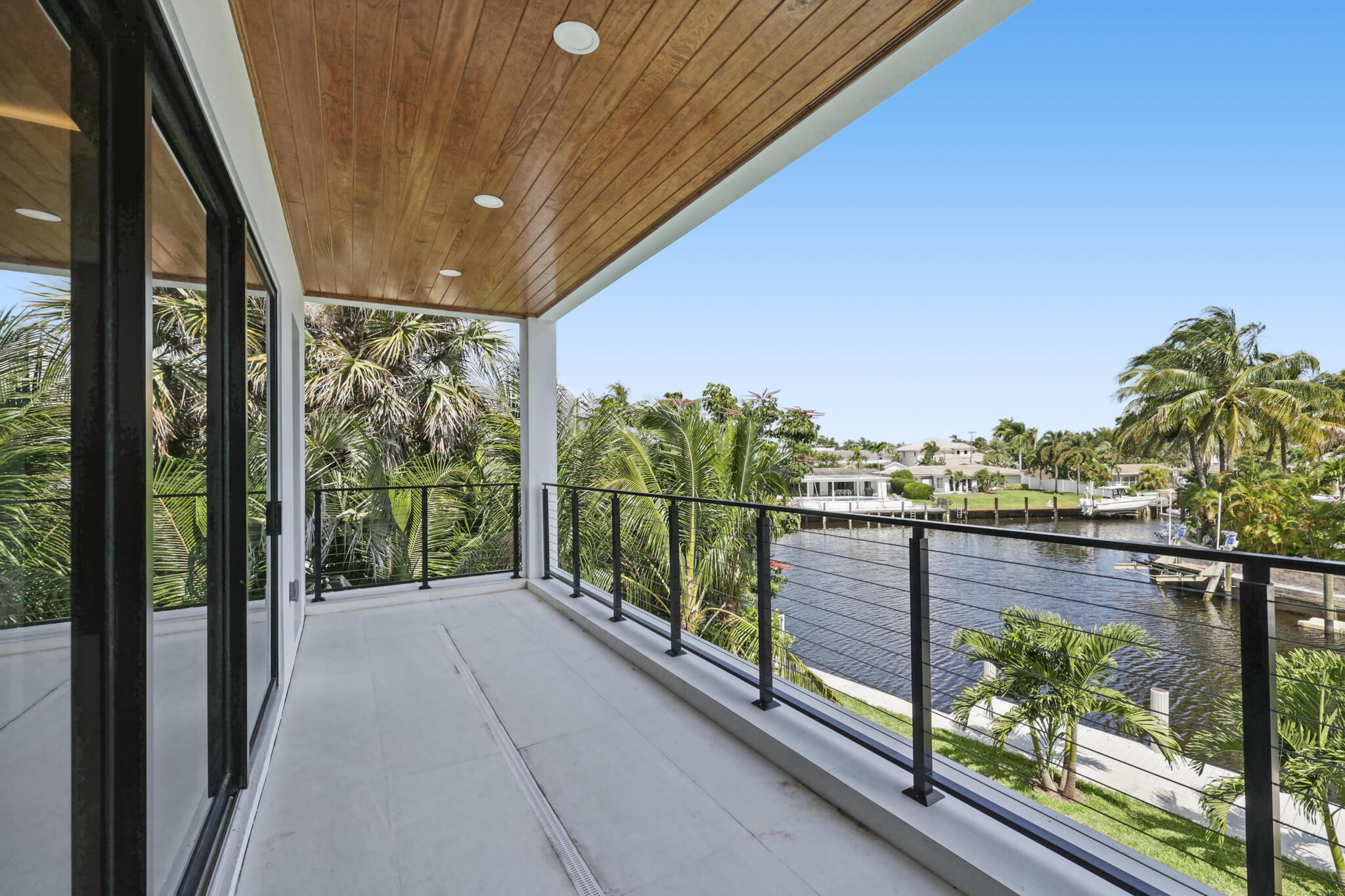 4730 NE 22ND Avenue