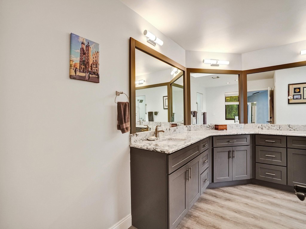 2837 Banyan Boulevard Cir