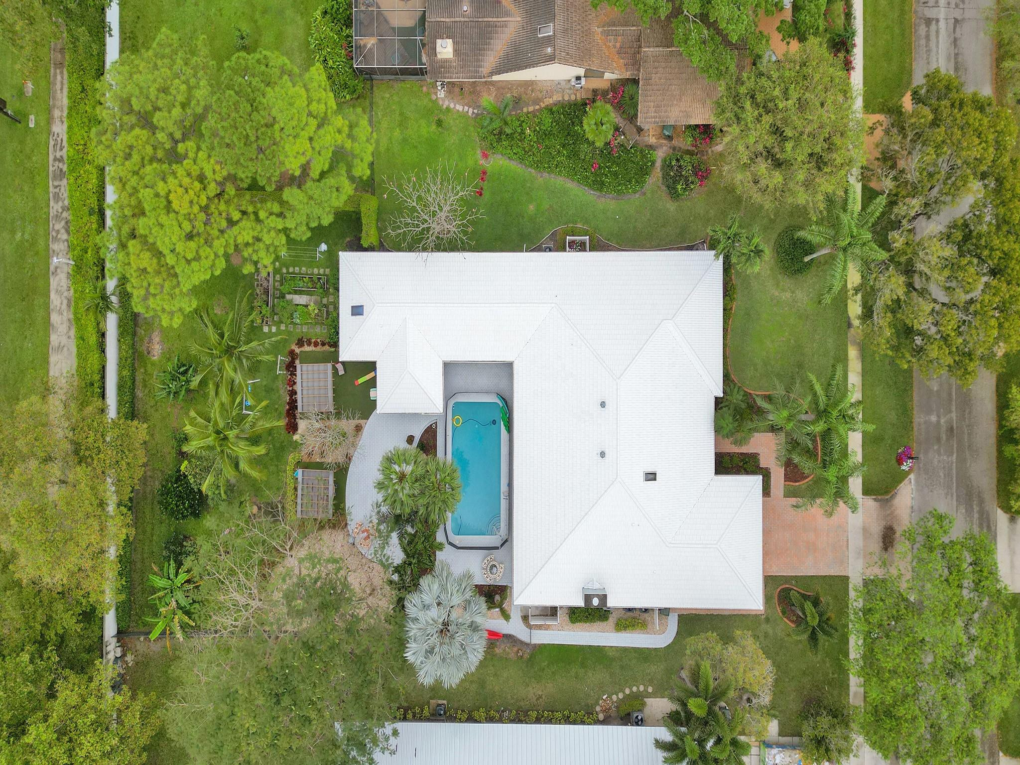 2837 Banyan Boulevard Cir