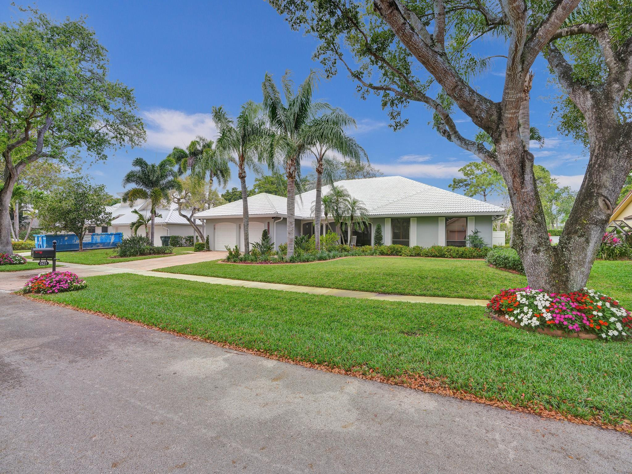 2837 Banyan Boulevard Cir