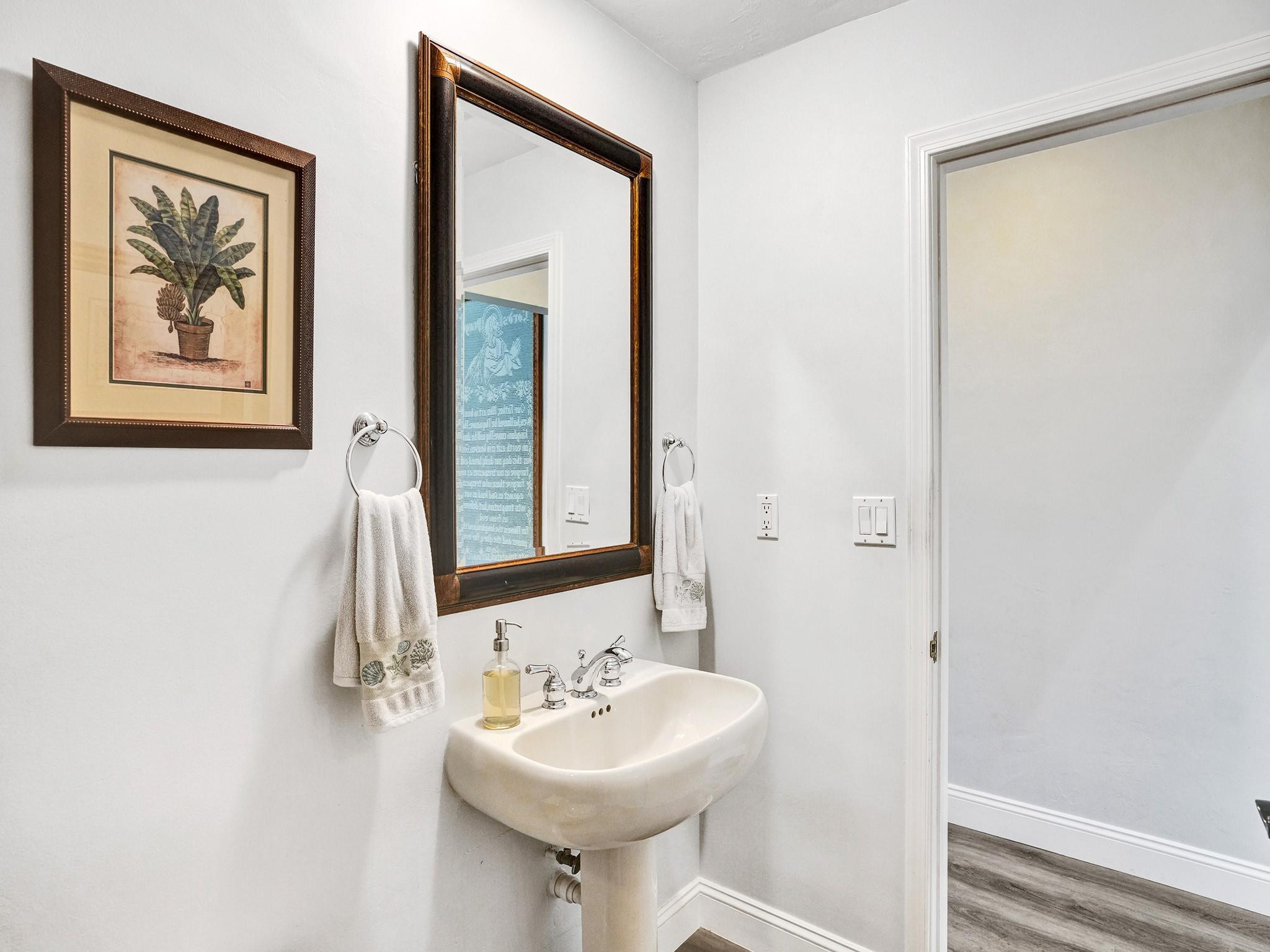 2837 Banyan Boulevard Cir