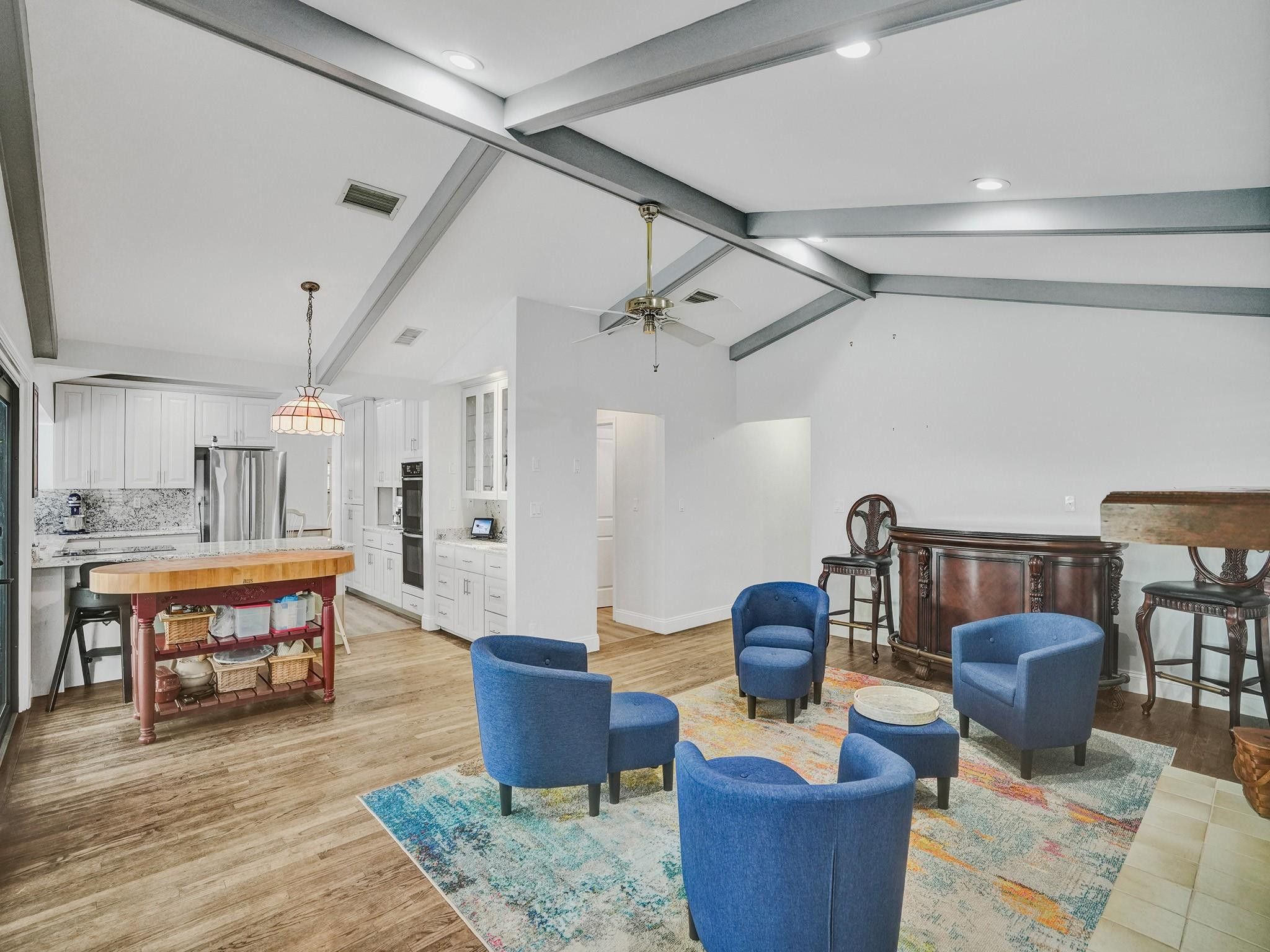 2837 Banyan Boulevard Cir