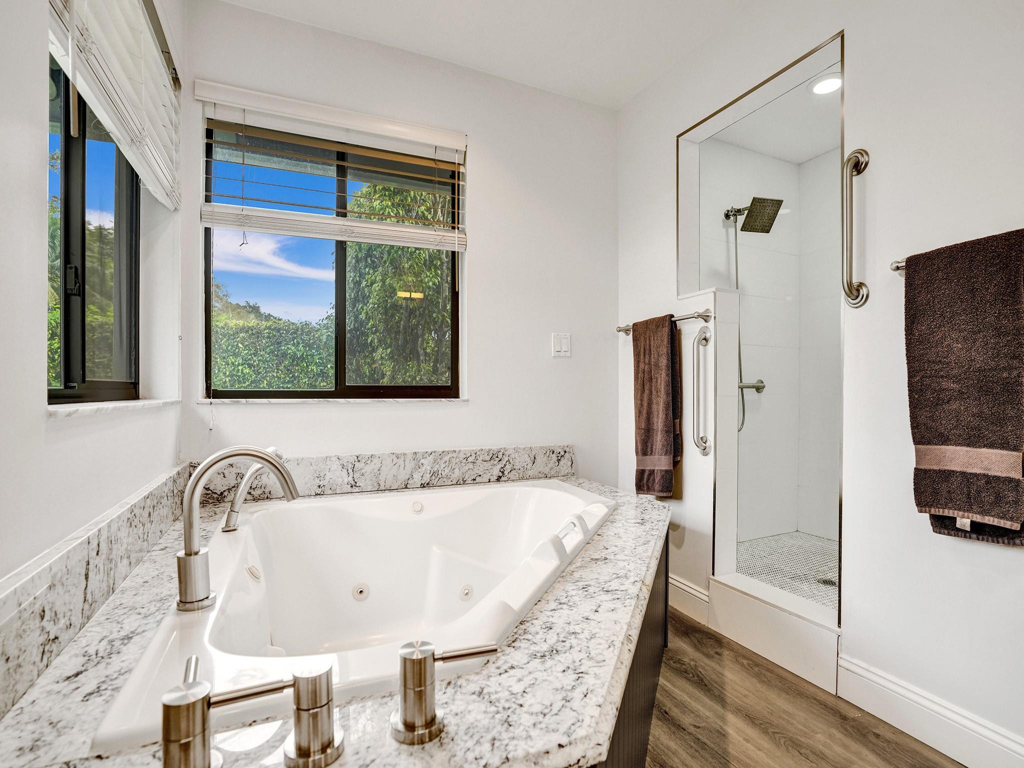 2837 Banyan Boulevard Cir