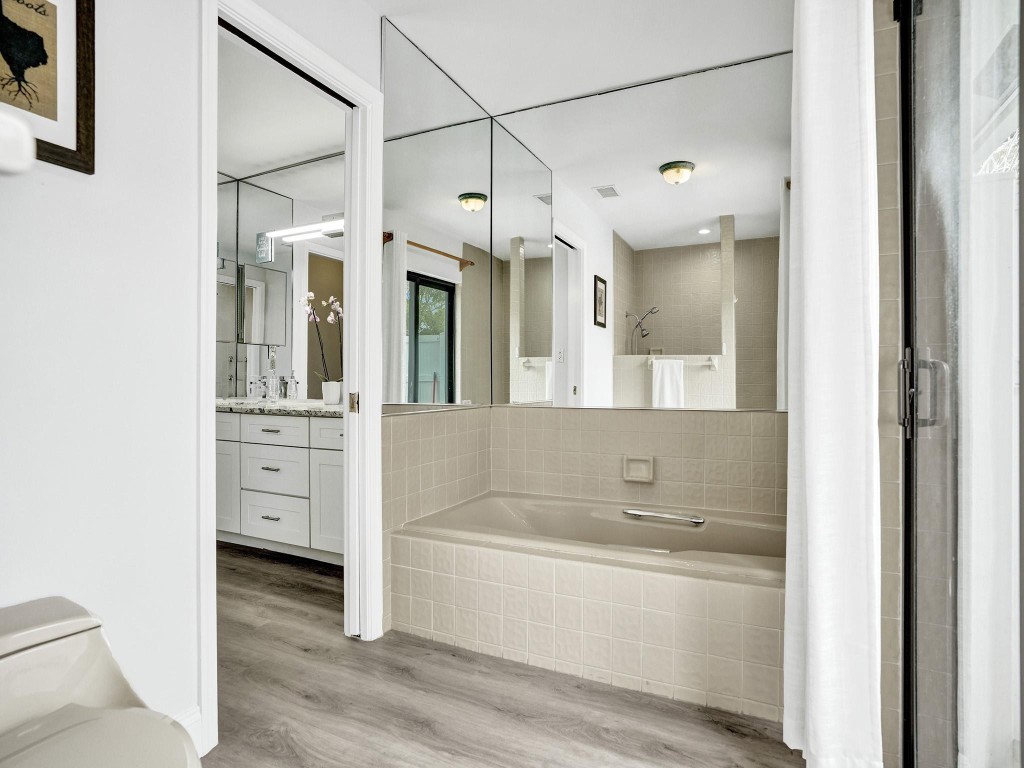 2837 Banyan Boulevard Cir