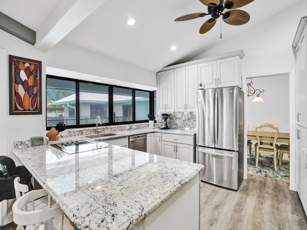 2837 Banyan Boulevard Cir