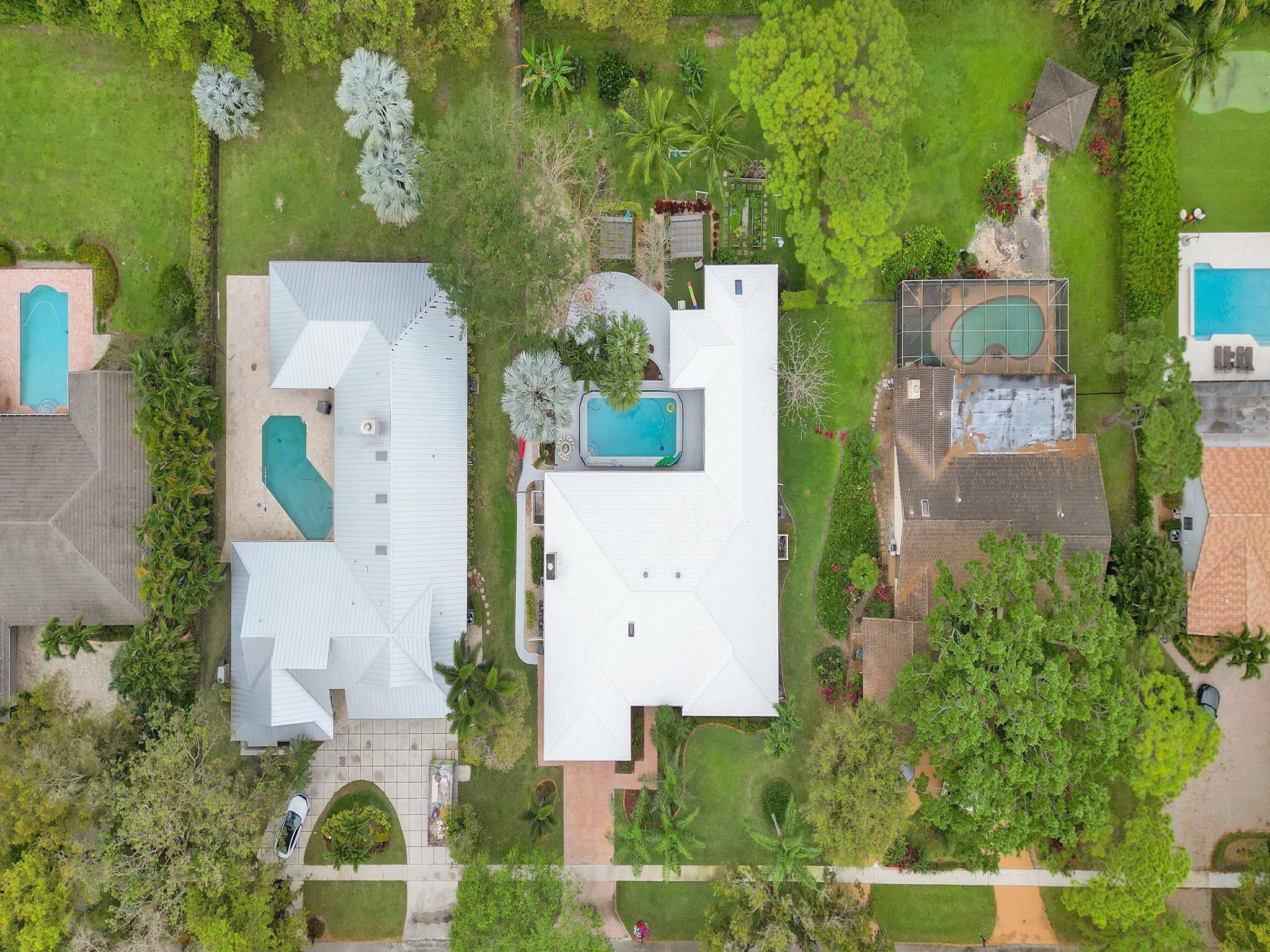 2837 Banyan Boulevard Cir