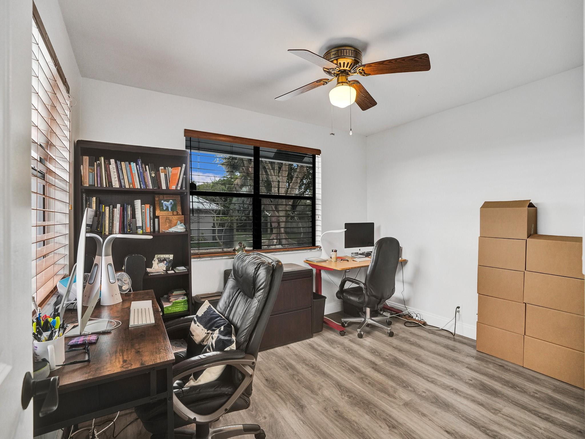 2837 Banyan Boulevard Cir