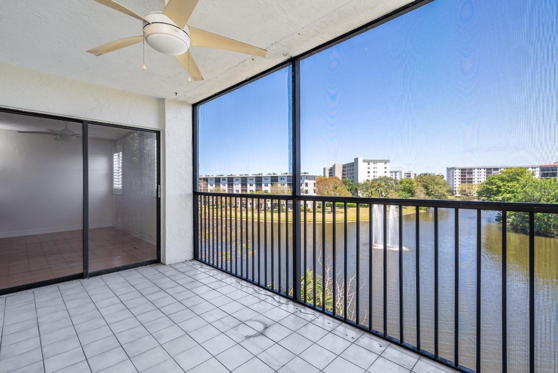 2334 S Cypress Bend Dr 405