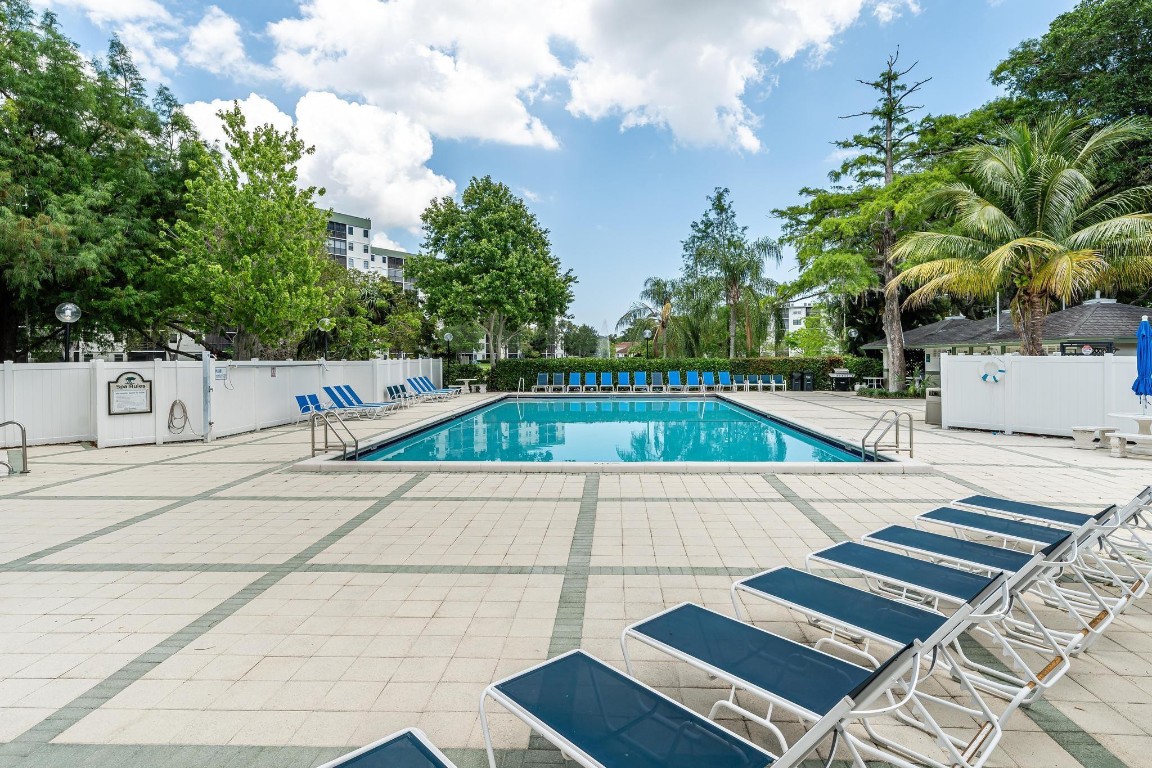 2334 S Cypress Bend Dr 405