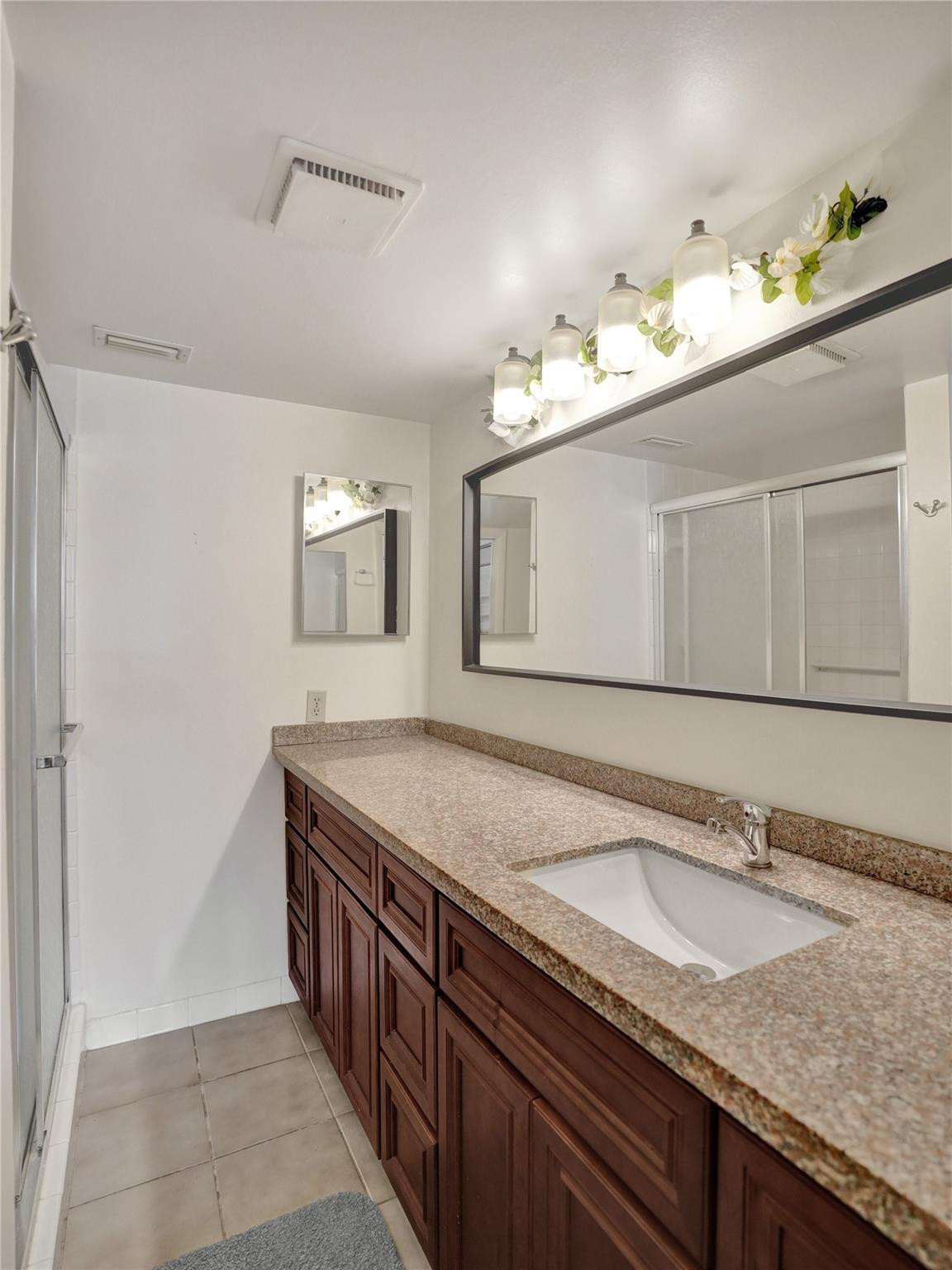 6303 Coral Lake Dr 103