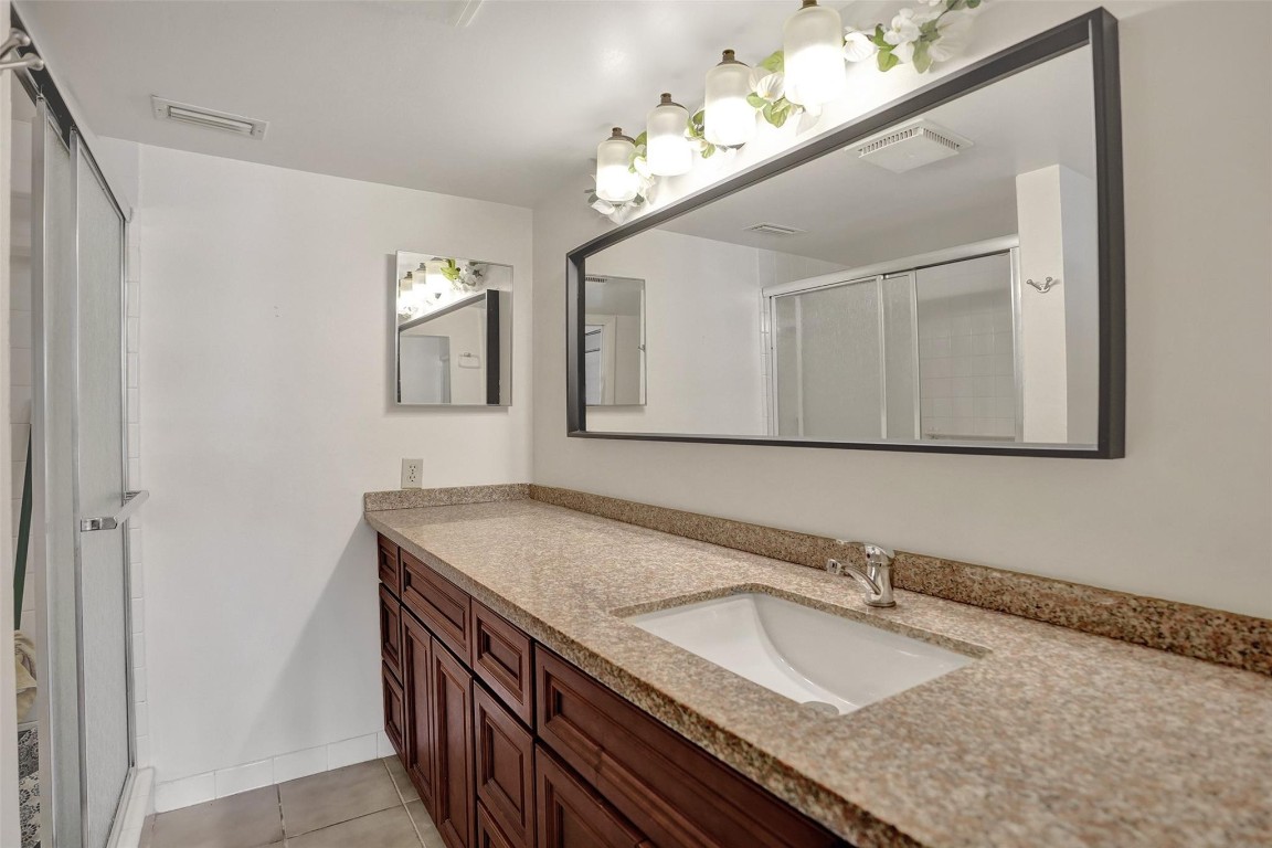 6303 Coral Lake Dr 103