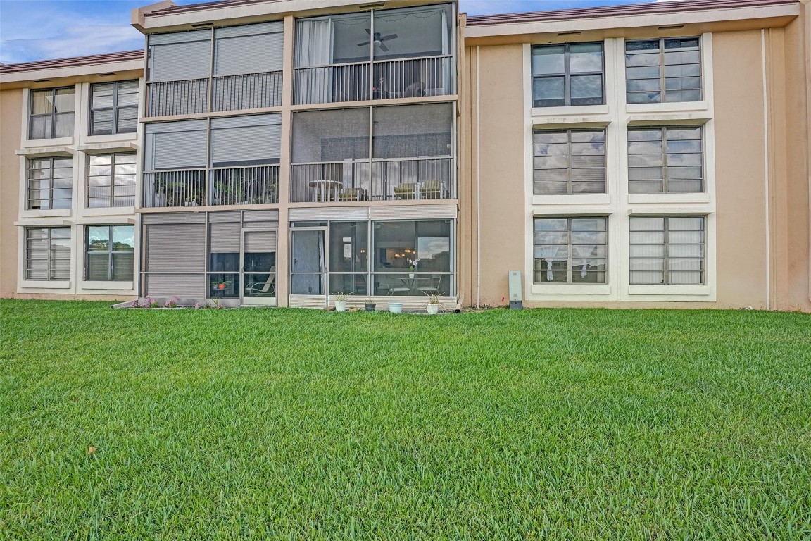 6303 Coral Lake Dr 103