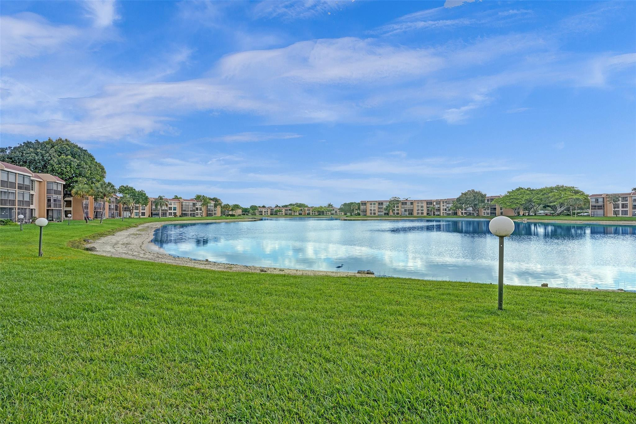 6303 Coral Lake Dr 103