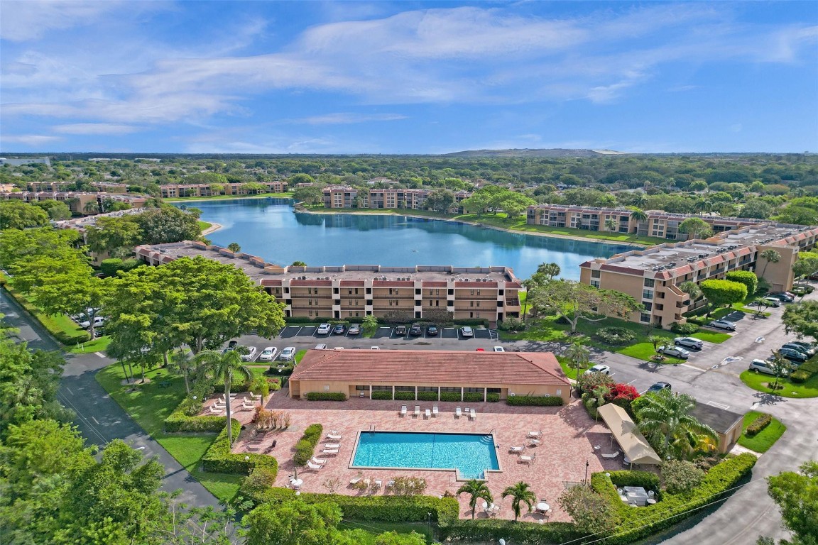 6303 Coral Lake Dr 103