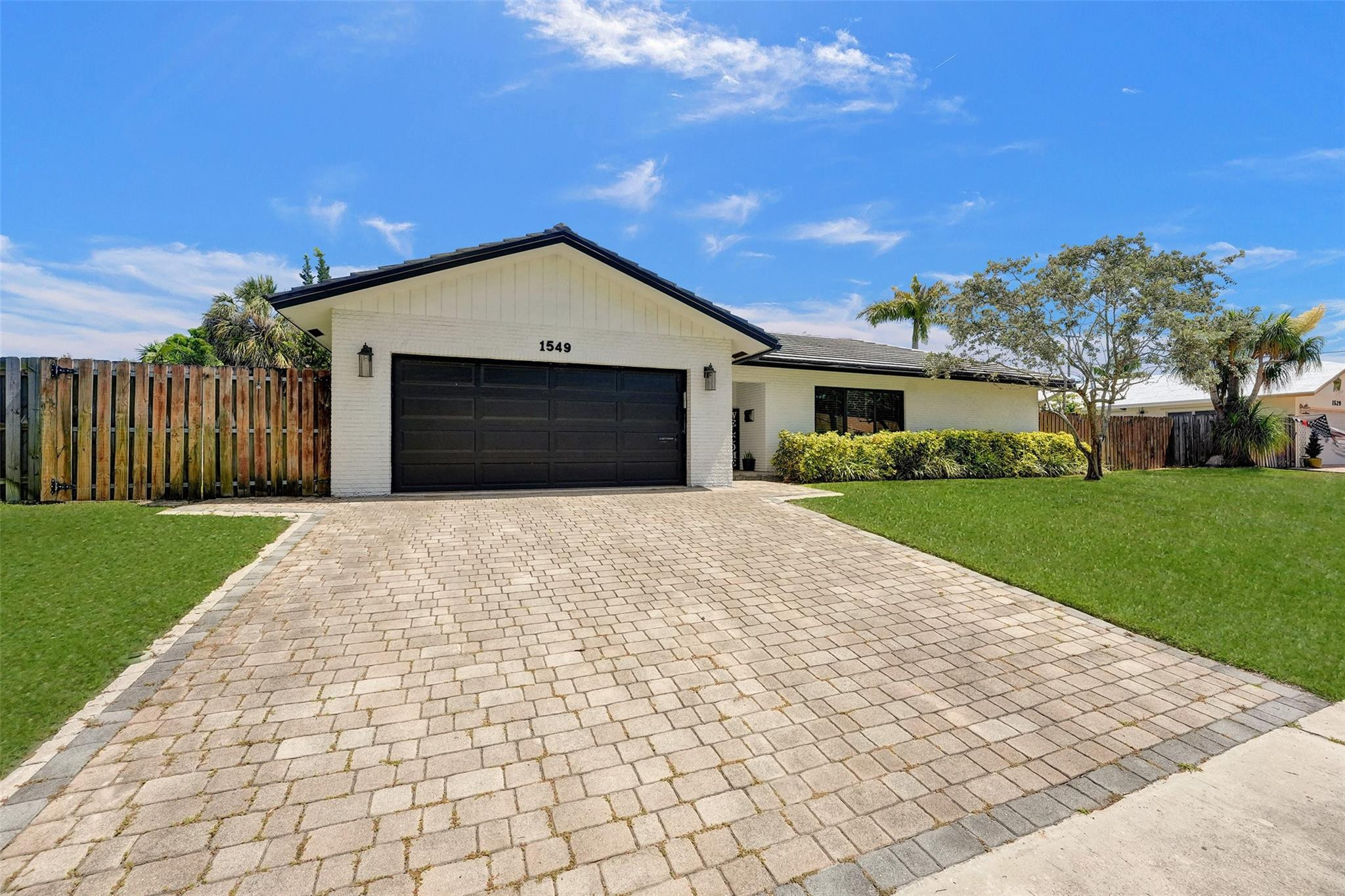 1549 SW 8th St
