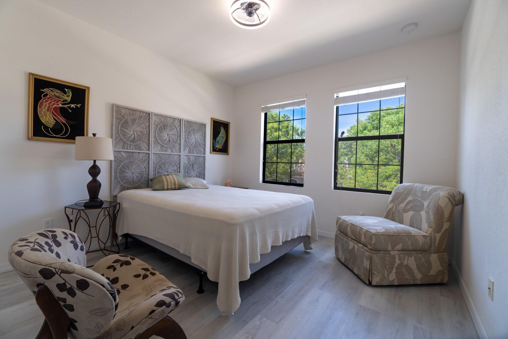 112 Astor Cir