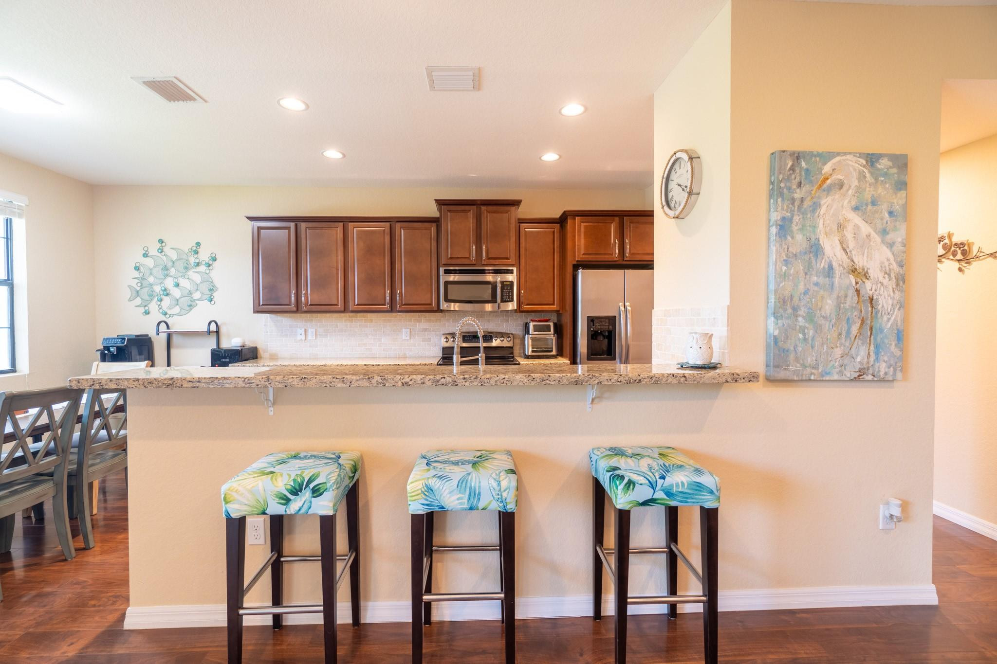 112 Astor Cir
