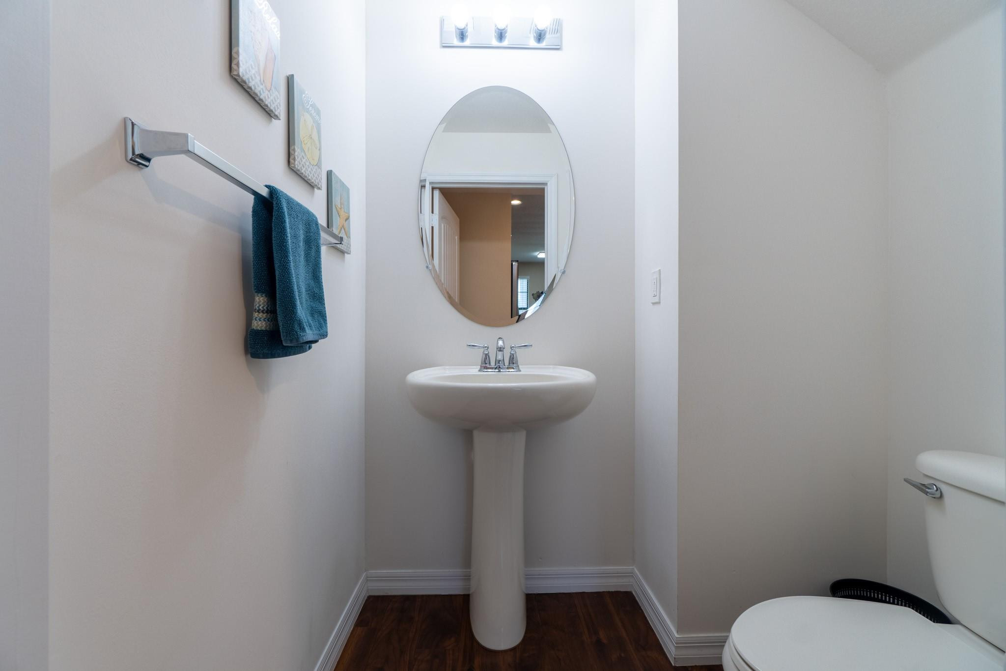 112 Astor Cir