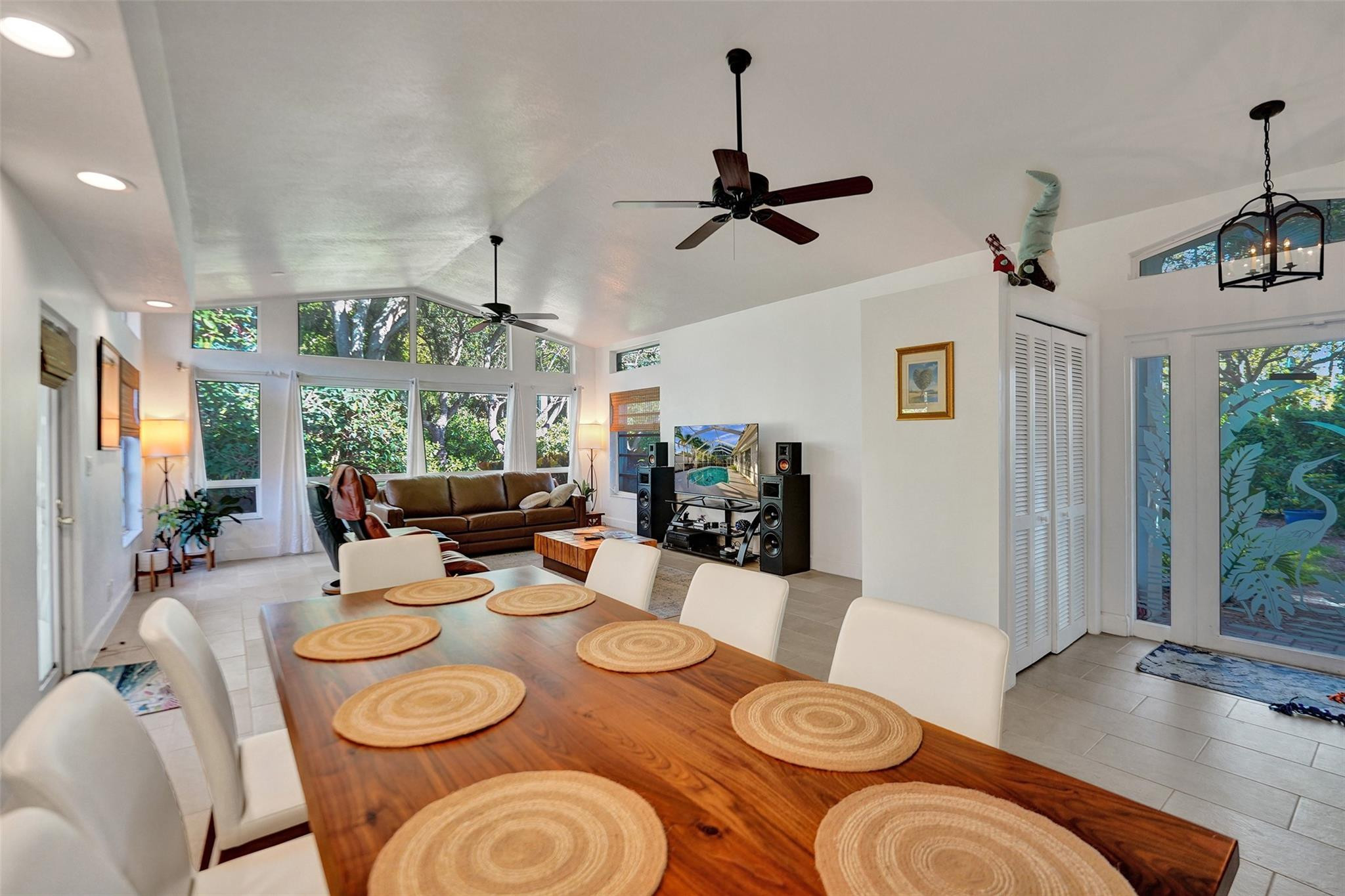 2713-2715 NE 27th Ave