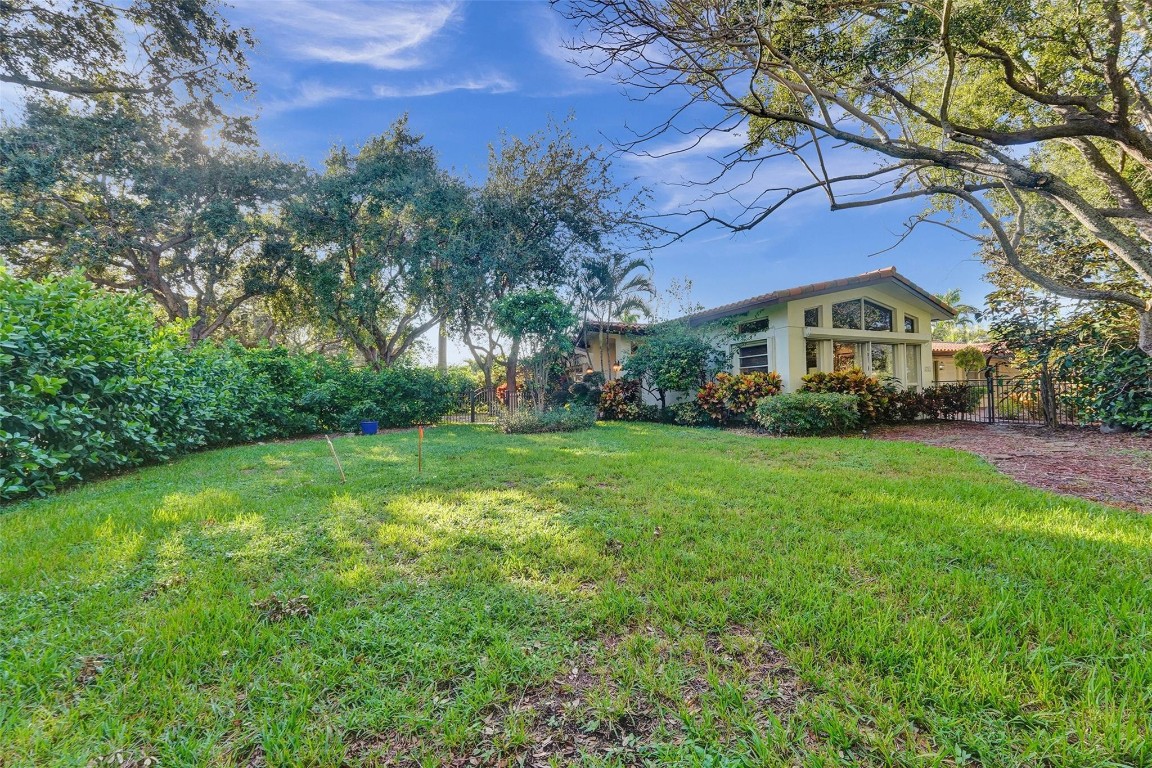 2713-2715 NE 27th Ave