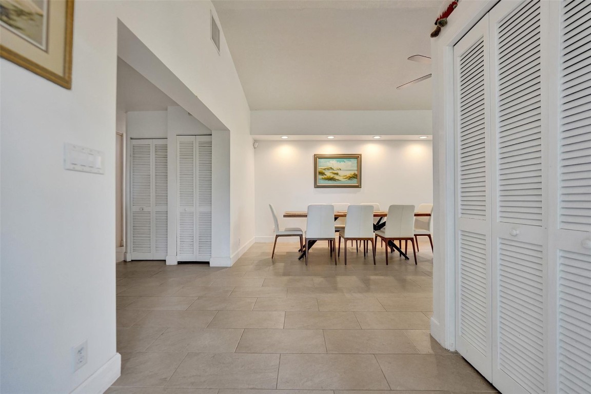 2713-2715 NE 27th Ave