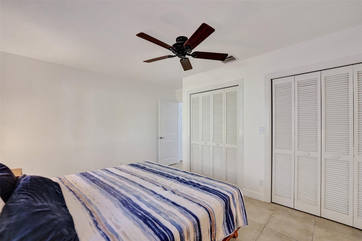 2713-2715 NE 27th Ave