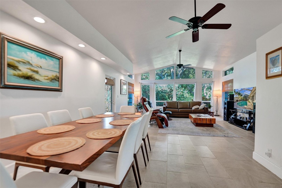 2713-2715 NE 27th Ave