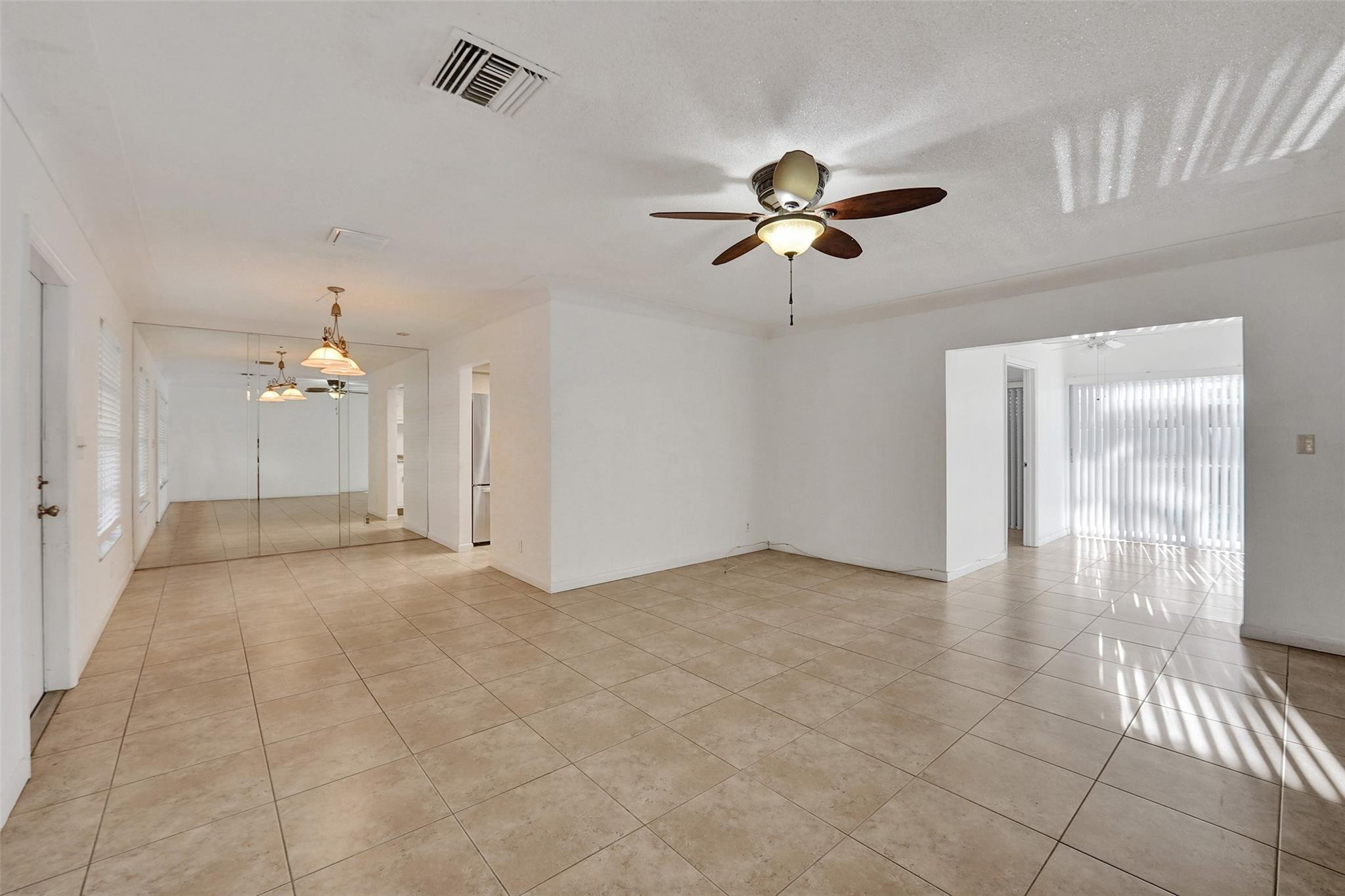 2713-2715 NE 27th Ave