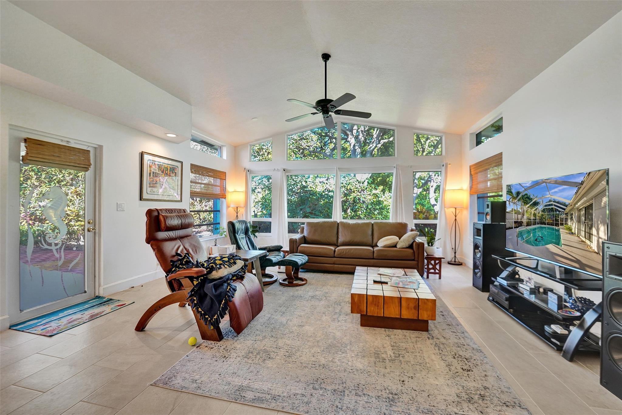 2713-2715 NE 27th Ave