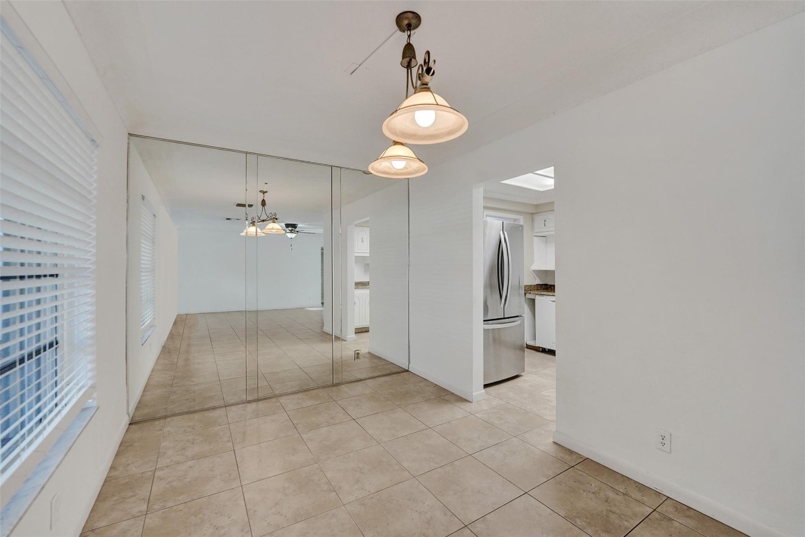 2713-2715 NE 27th Ave