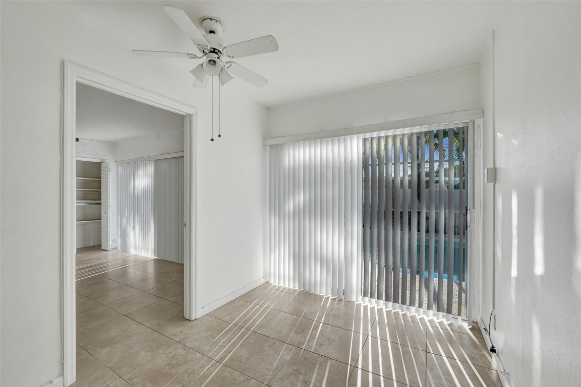 2713-2715 NE 27th Ave