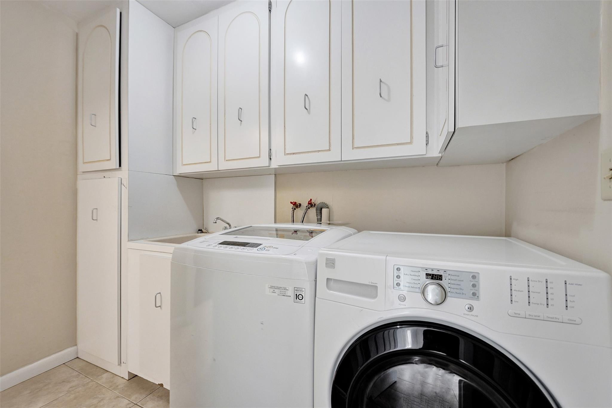 2713-2715 NE 27th Ave