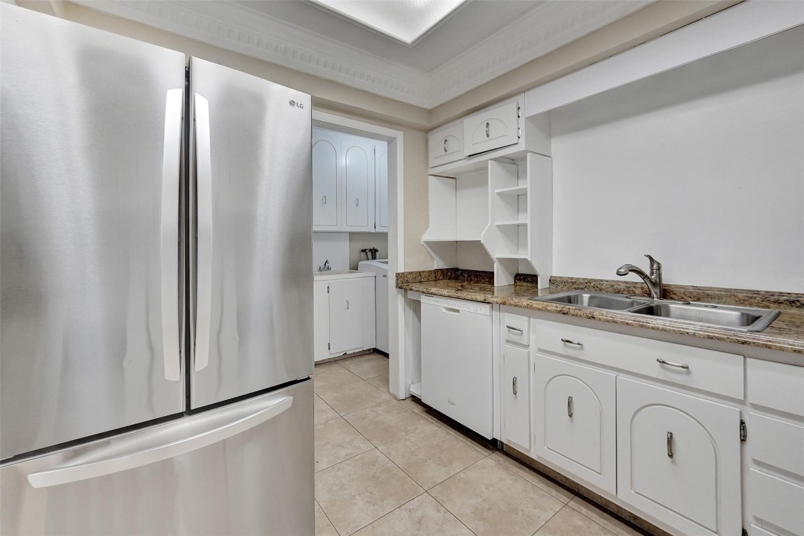 2713-2715 NE 27th Ave