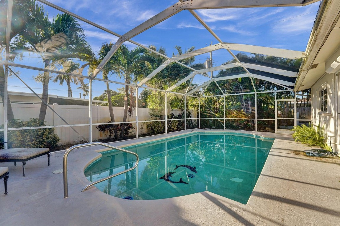 2713-2715 NE 27th Ave