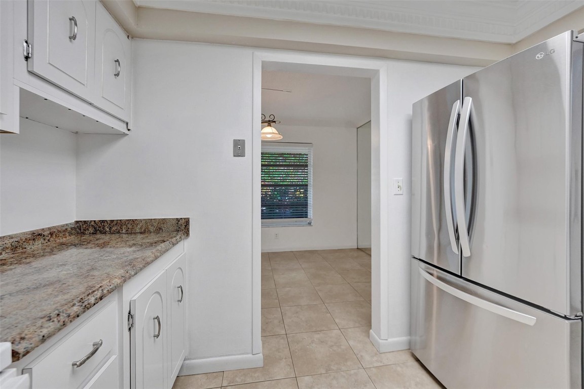 2713-2715 NE 27th Ave