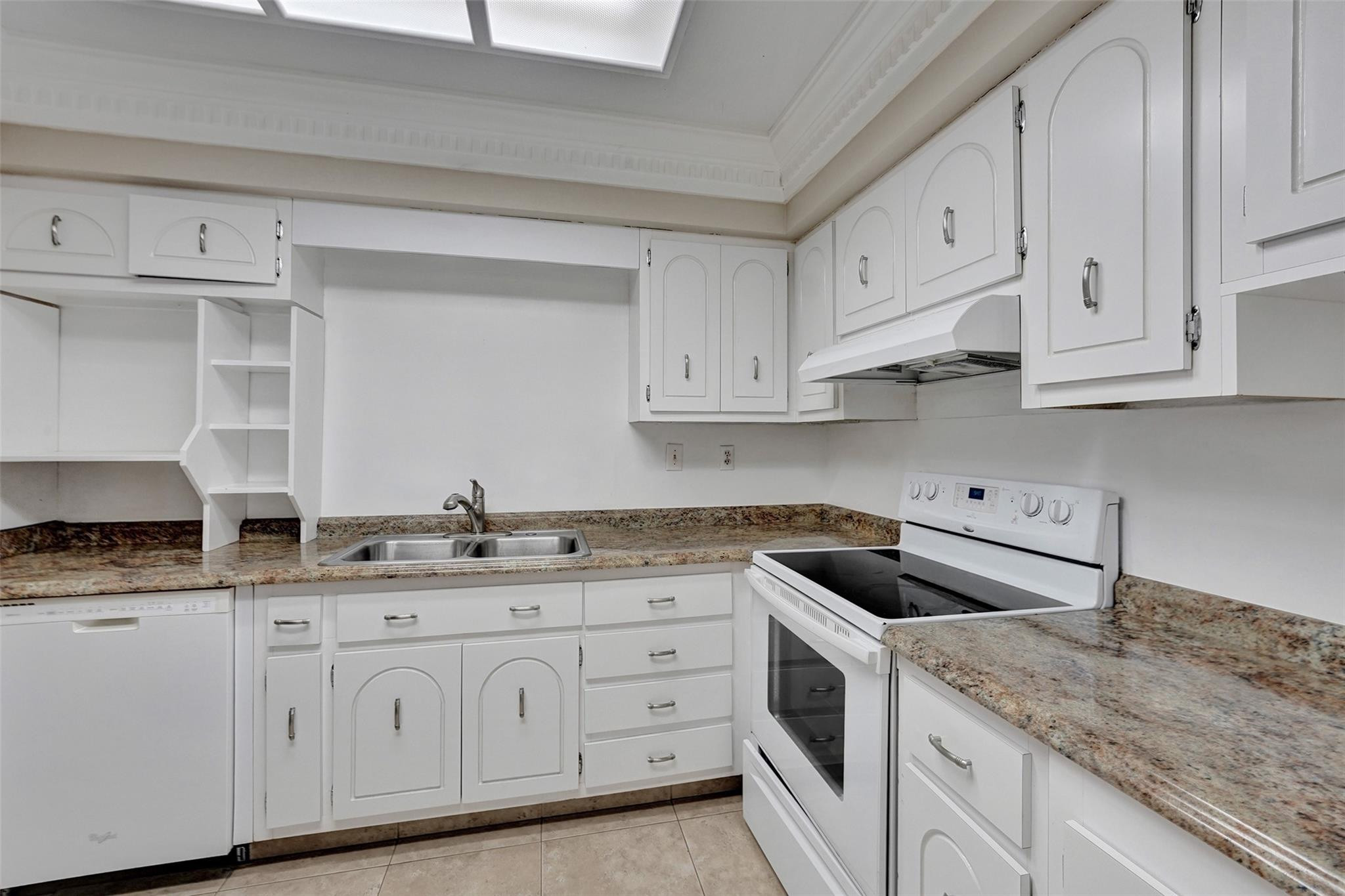 2713-2715 NE 27th Ave